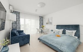 Aquamarina Prima Studio By The Beach By Noclegi Renters